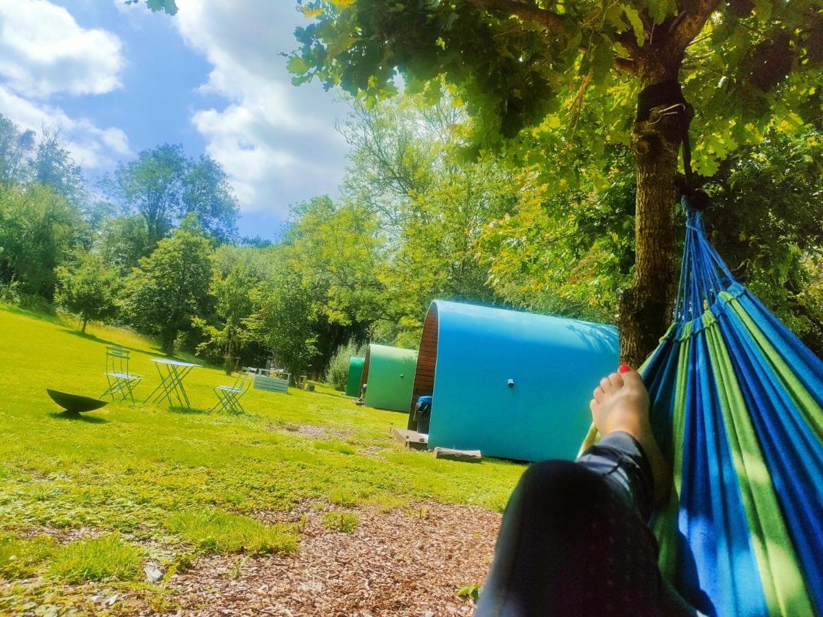 Battle Pods And Bells Glamping Hotel Bagian luar foto